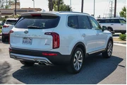 $24500 : Kia Telluride 2020 S 4dr SUV thumbnail