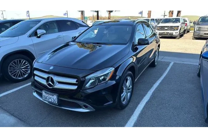 $9999 : Mercedes-Benz GLA 2015 AWD G image 1