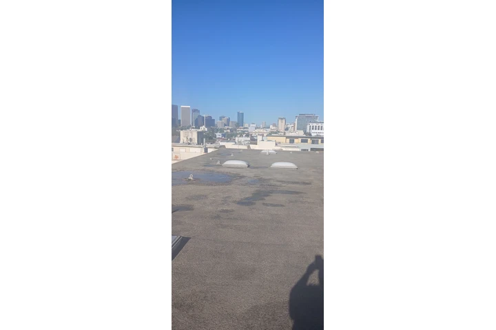 Se busca trabajo de roofing image 2