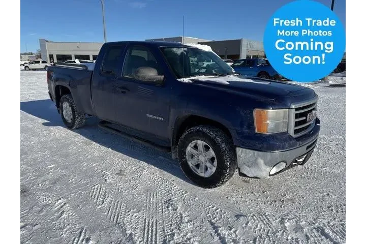 $13000 : GMC Sierra 1500 2013 4x4 SLE image 1