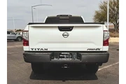 $23777 : Nissan Titan 2018 4x4 PRO-4X thumbnail