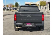 $34520 : Toyota Tacoma 2025 4x2 SR5 4 thumbnail