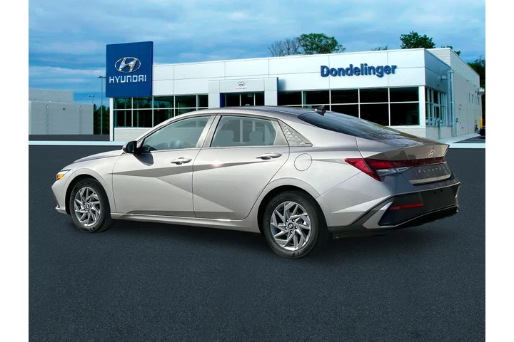$19990 : Hyundai ELANTRA 2024 SEL 4dr image 4