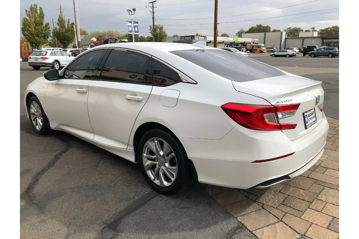 $17990 : 2019 Accord LX CVT image 5