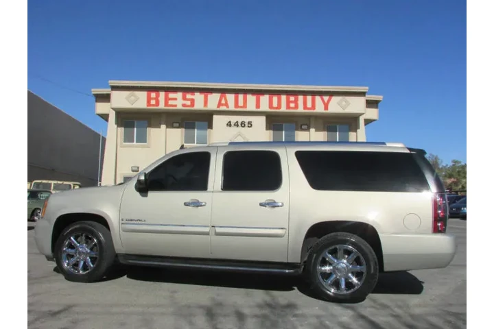 $9995 : 2008 GMC Yukon XL Denali image 5
