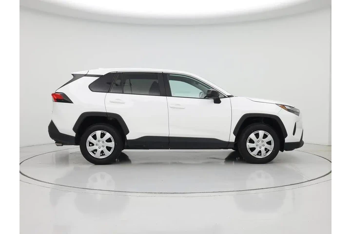 $26998 : Toyota RAV4 2024 AWD LE 4dr image 7