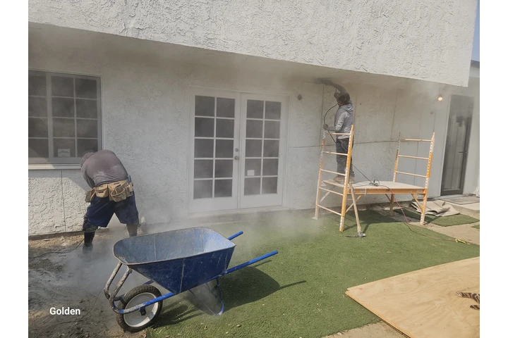 Demolition and Remove Junk image 5