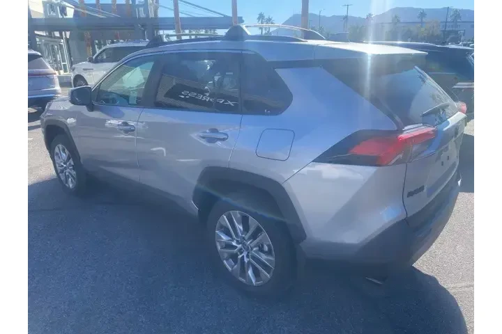 $32888 : Toyota RAV4 2025 XLE Premium image 7