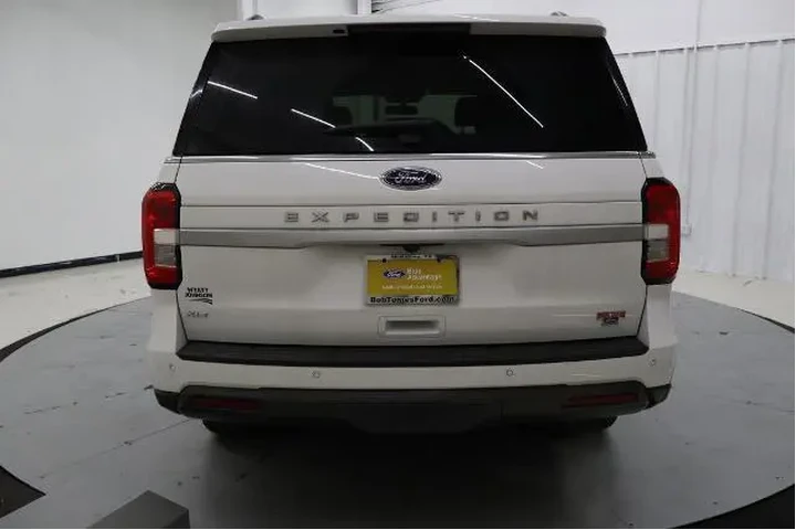 $38999 : Ford Expedition 2022 4x2 XLT image 6
