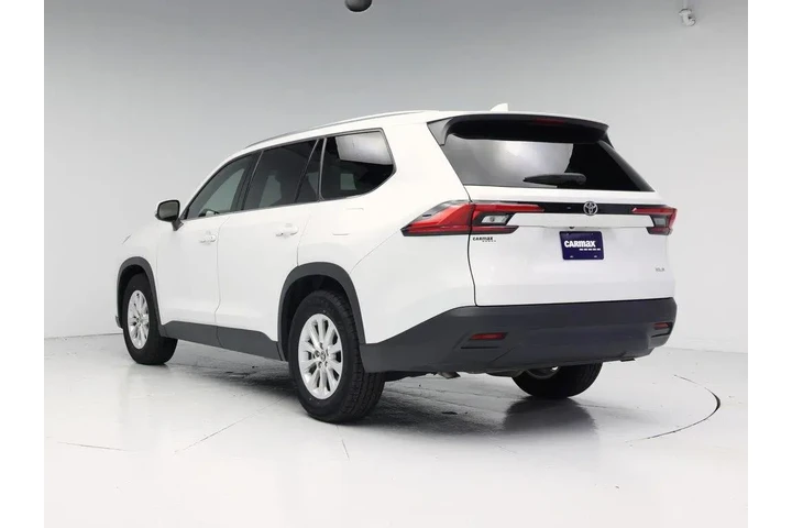 $38998 : Toyota Grand Highlander 2024 image 2