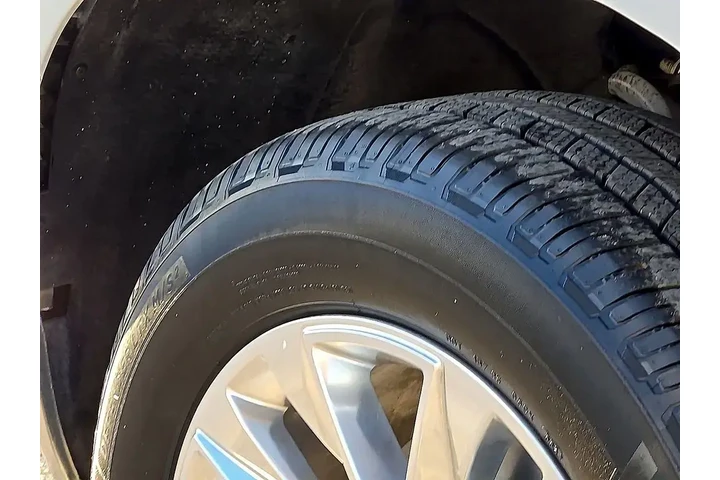 $31818 : Chevrolet Silverado 1500 202 image 10