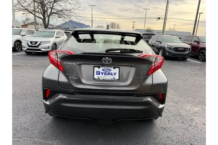 $16995 : Toyota C-HR 2020 XLE 4dr Cro image 5