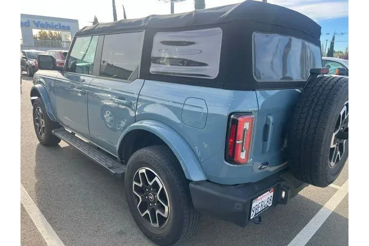 $35988 : Ford Bronco 2022 4x4 Base 4d image 10