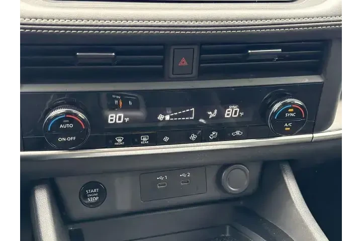 $21327 : Nissan Rogue 2025 SV 4dr Cro image 7