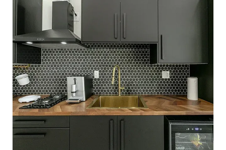 $1265 : A PLACE TO CALL YOUR OWN image 10