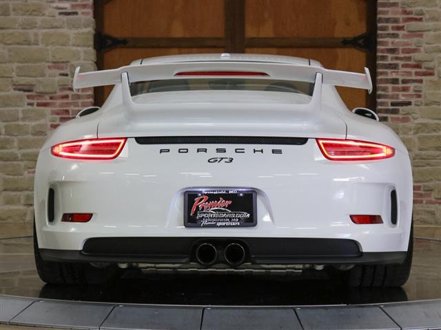 2015 911 GT3 Coupe image 9