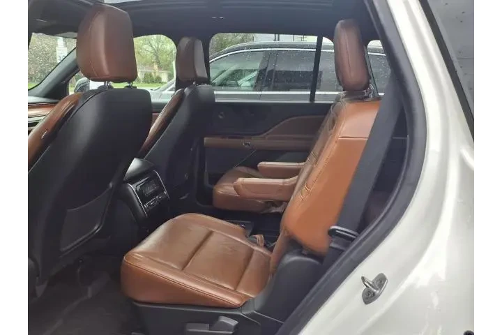 $38995 : Lincoln Aviator 2022 AWD Res image 9