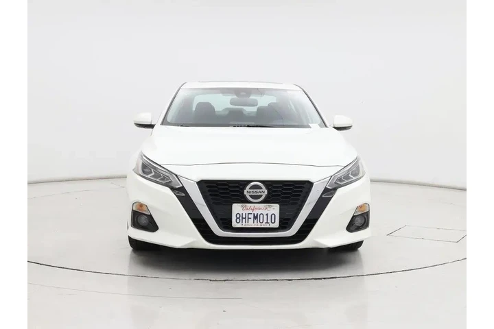 $14998 : Nissan Altima 2019 2.5 SL 4d image 5