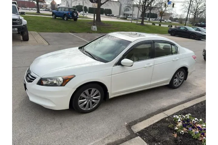 $14000 : Honda Accord 2011 EX-L 4dr S image 2