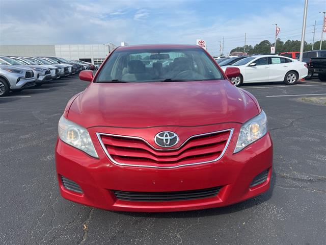 $8995 : PRE-OWNED 2011 TOYOTA CAMRY LE image 2