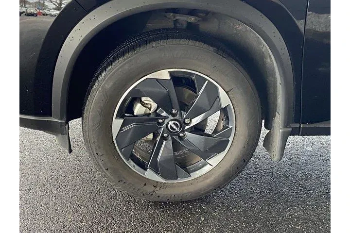 $22188 : Nissan Rogue 2025 AWD SV 4dr image 9