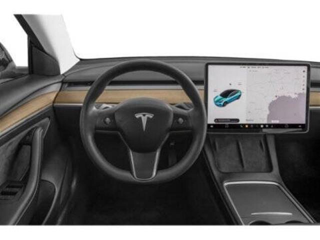 2021 Model 3 Standard Range P image 8