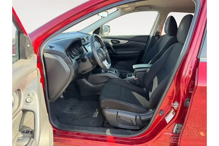 $15000 : Nissan Rogue Sport 2020 S 4d image 2