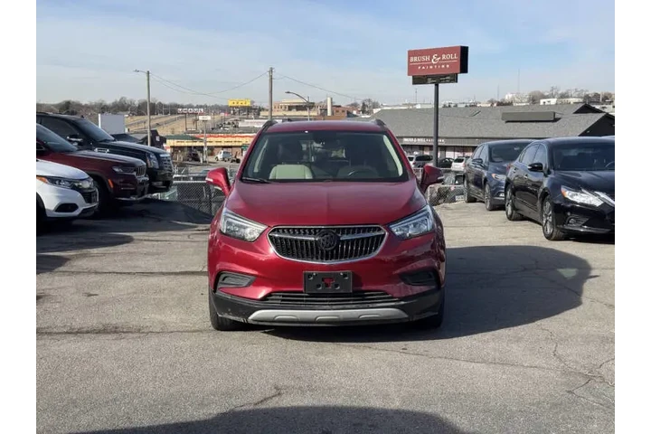 $9950 : 2019 Encore Preferred image 7
