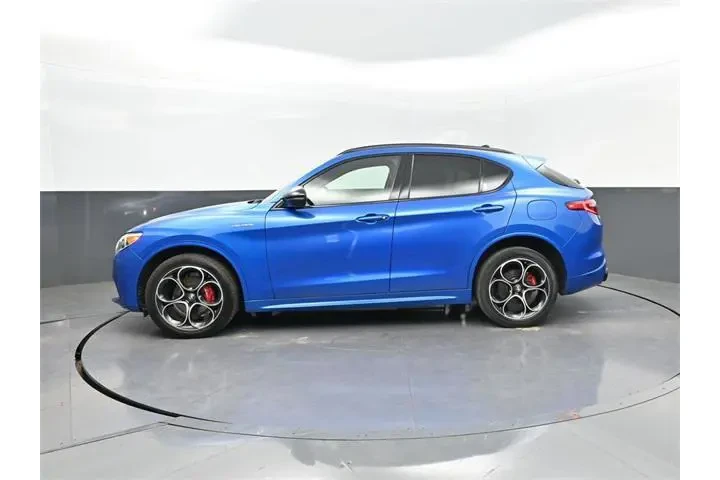 $24096 : Alfa Romeo Stelvio 2022 AWD image 2