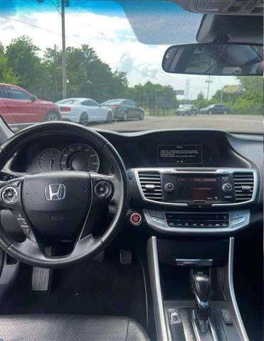 $2000 : 2012 Honda Accord image 6