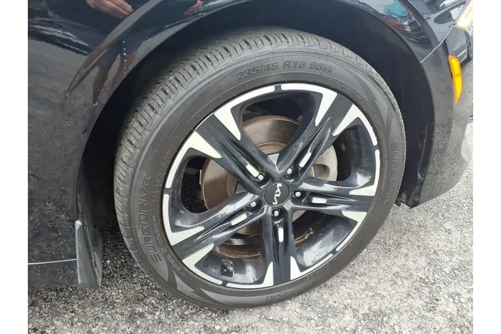 $24599 : Kia K5 2024 GT-Line 4dr Seda image 9