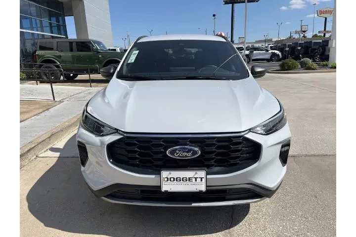 $26098 : Ford Escape 2025 ST-Line 4dr image 2