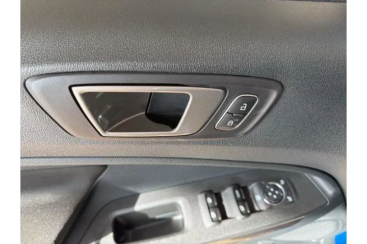 $15402 : Ford EcoSport 2021 SE 4dr Cr image 10