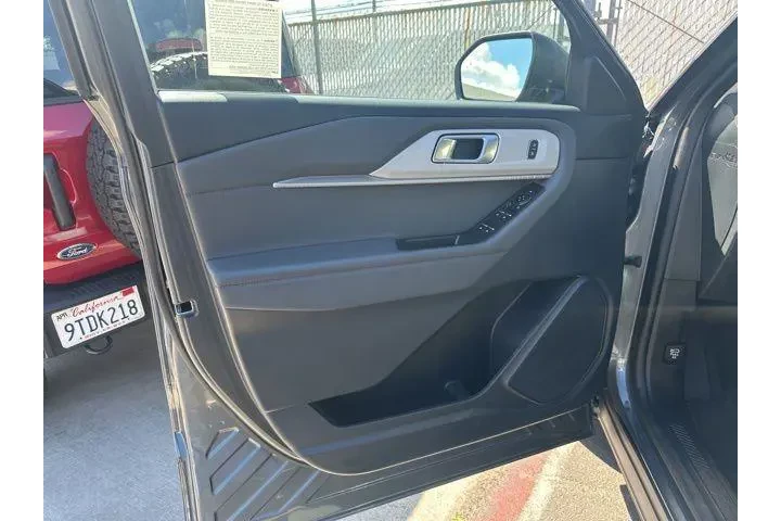 $39390 : Ford Explorer 2025 Active 4d image 7