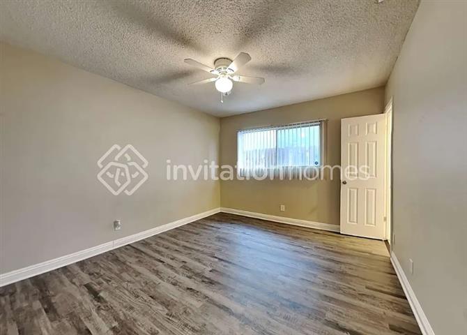 $2145 : 3Bed House for rent in Carson image 6