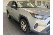 $25922 : Toyota RAV4 2022 AWD LE 4dr thumbnail