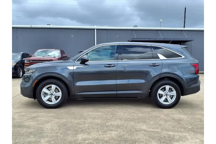 $22991 : Kia Sorento 2022 LX 4dr SUV image 5