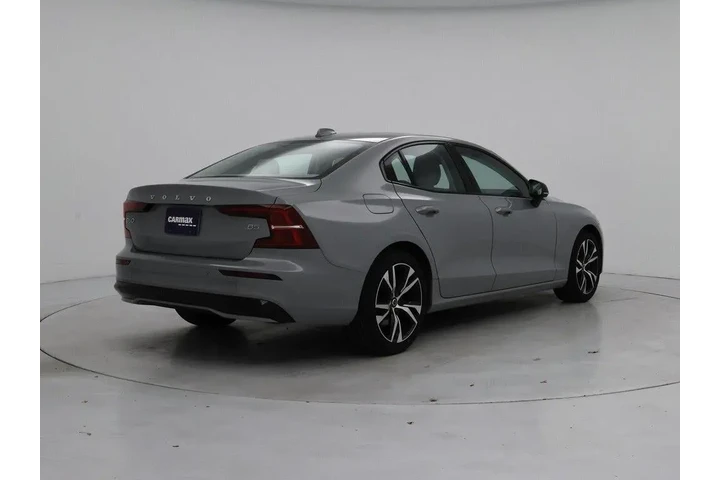 $27998 : Volvo S60 2024 B5 Core Dark image 8