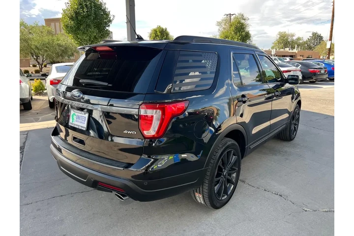 2019 Explorer XLT 4WD image 5