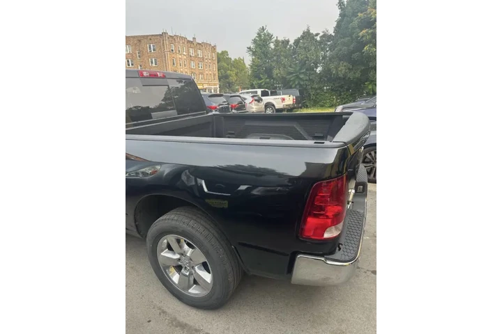 $16599 : 2019 RAM 1500 Classic Big Horn image 8
