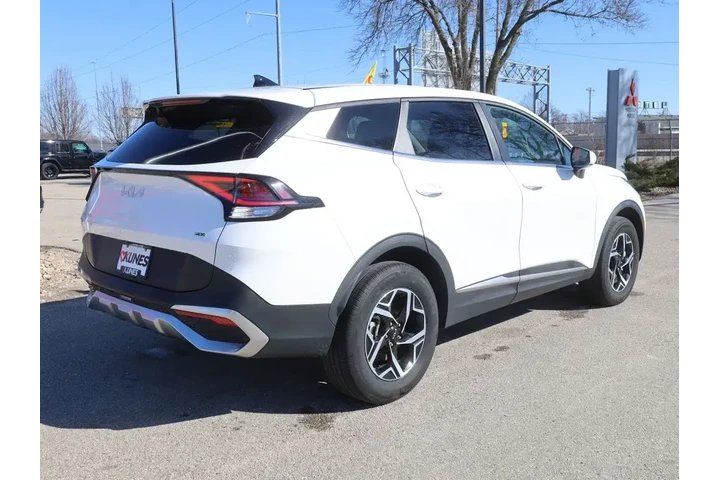 $23577 : Kia Sportage 2025 AWD LX 4dr image 10