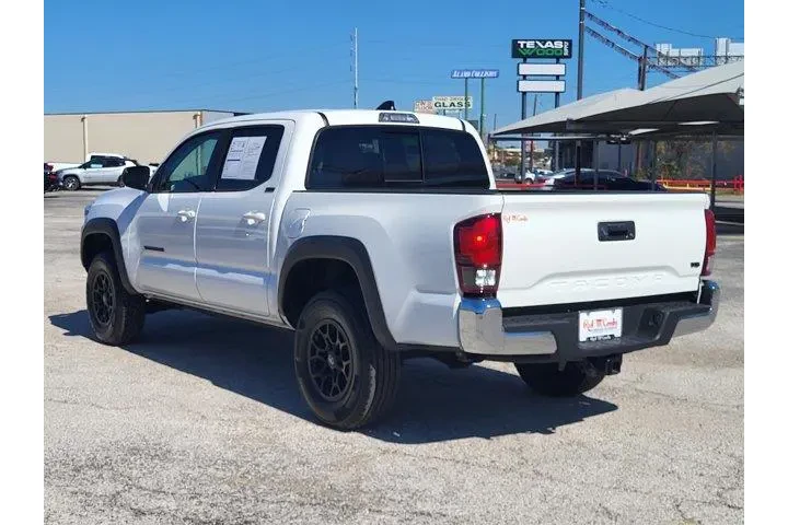 $32000 : Toyota Tacoma 2023 4x2 TRD O image 5