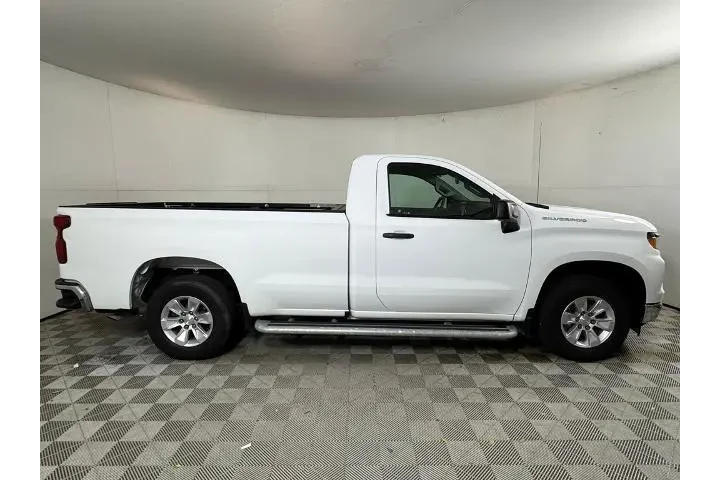 $28900 : Chevrolet Silverado 1500 202 image 2