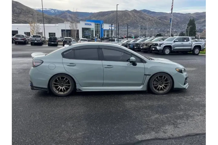 $22981 : 2015 WRX Limited image 4