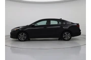 $16998 : Kia Forte 2023 LXS 4dr Sedan thumbnail