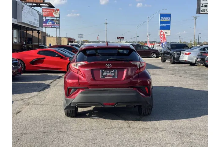 $11500 : 2018 C-HR XLE Premium image 4