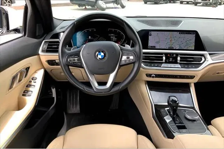 $22998 : BMW 3 Series 2021 330i 4dr S image 5