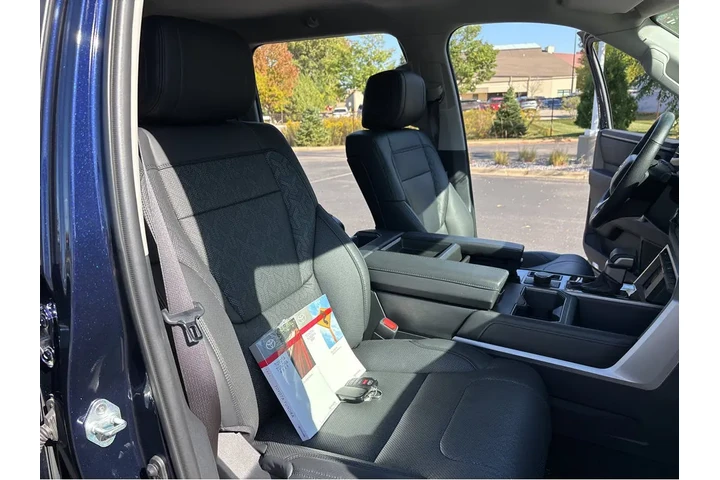 $45998 : 2023 Tundra Limited CrewMax image 5