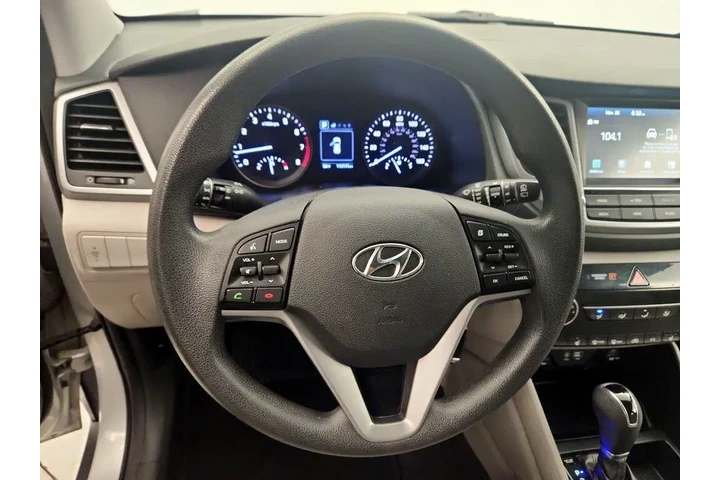 $12998 : Hyundai TUCSON 2018 SEL 4dr image 10