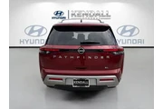 Nissan Pathfinder 2022 SL 4d